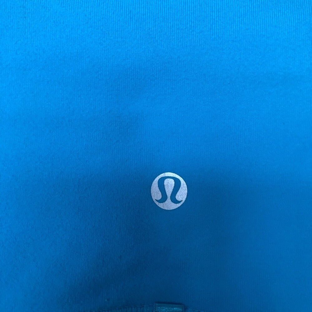 (SOLD) Lululemon Blue Define Jacket size 8 - Picture 4 of 6